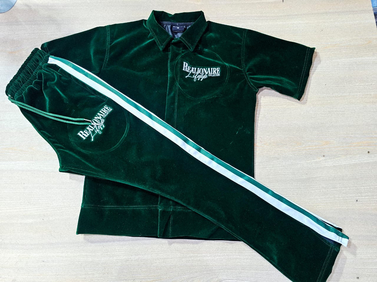 REALIONAIRE LUXURY stacked bottom